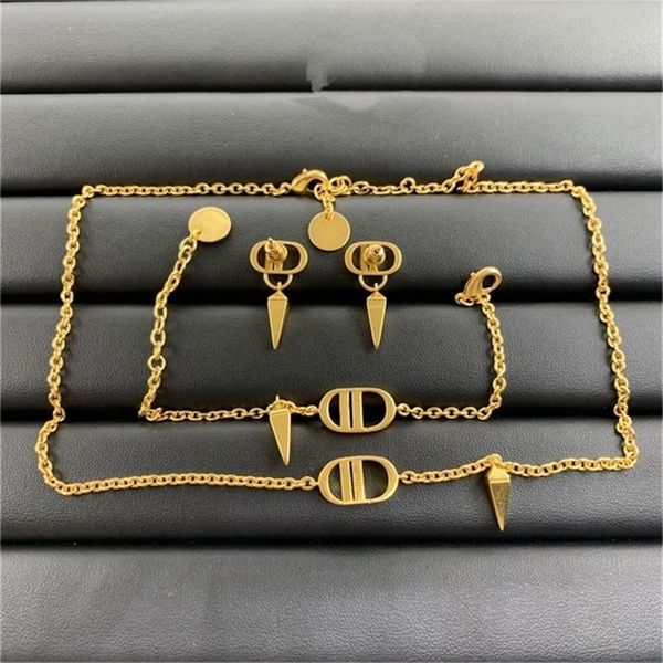 2022 fashion 20% off designer d family necklace new letter diamond personalized neck chain bracelet earrings fashion net red same jewelry, Black
2022 fashion 20% off designer d family necklace new letter diamond personalized neck chain bracelet earrings fashion net red same jewelry, Black