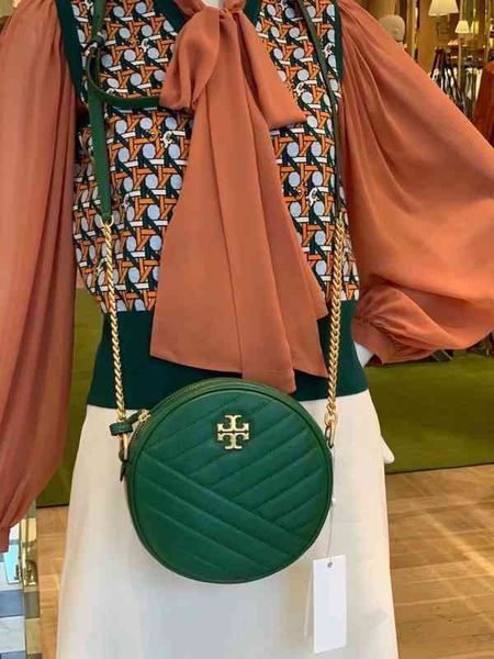 designer luxury women the tote bag fashion versatile handbags shoulder crossbody bags purse tories totes large capacity saddle wallets 7a x6
designer luxury women the tote bag fashion versatile handbags shoulder crossbody bags purse tories totes large capacity saddle wallets 7a x6
