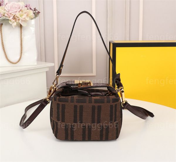 shoulder bag armpit bag f wallet 2022 luxurys designer women's portable fashion handbag mother's classic art handbag cossbady medi
shoulder bag armpit bag f wallet 2022 luxurys designer women's portable fashion handbag mother's classic art handbag cossbady medi