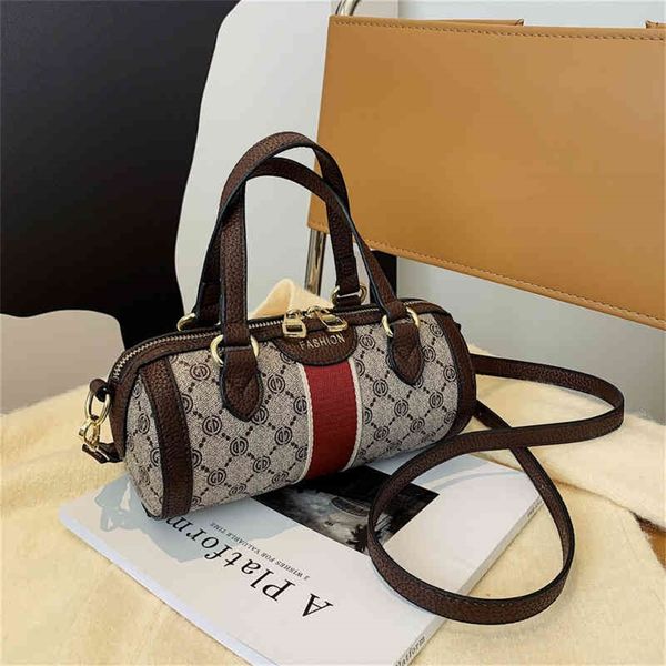 autumn printed fashion versatile net red old flower one messenger66% off store wholesale
autumn printed fashion versatile net red old flower one messenger66% off store wholesale