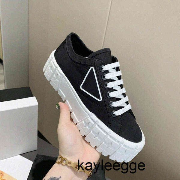 2021 platform casual shoes motocross tires defines oversized canvas height increasing sneaker unusual design nylon gabardine sneakers
2021 platform casual shoes motocross tires defines oversized canvas height increasing sneaker unusual design nylon gabardine sneakers