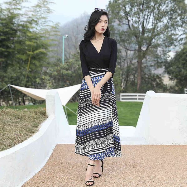casual dresses spring and summer wrap skirt geometric stripe print stitching lace up temperament long dress women, Black;gray
casual dresses spring and summer wrap skirt geometric stripe print stitching lace up temperament long dress women, Black;gray