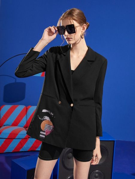 x mashael al mutawa graphic print double button front blazer n2xu#, White 
x mashael al mutawa graphic print double button front blazer n2xu#, White