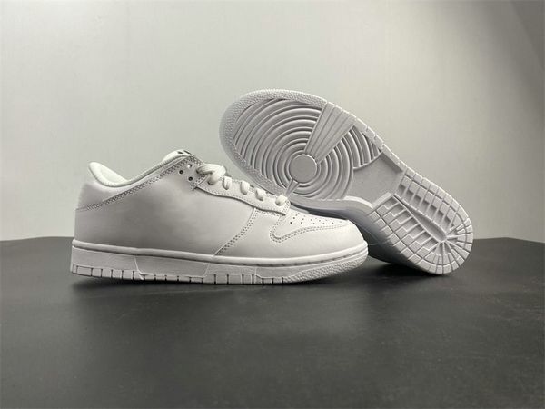 shoes low woman skateboard designer triple white fashion sport zapatos sneakers quality
shoes low woman skateboard designer triple white fashion sport zapatos sneakers quality
