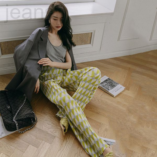 women's jumpsuits & rompers designer 2022 ice silk pleated light yellow geometric printing crimped straight tube wide leg pants summer, Black;white
women's jumpsuits & rompers designer 2022 ice silk pleated light yellow geometric printing crimped straight tube wide leg pants summer, Black;white