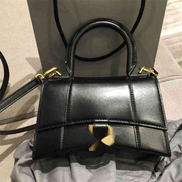 balenciga handbags handbags designer designer 2022 bags hourglass crocodile pattern leather women's wallet one shoulder messenger bag 3
balenciga handbags handbags designer designer 2022 bags hourglass crocodile pattern leather women's wallet one shoulder messenger bag 3