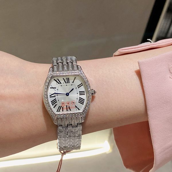 women watch quartz movement watches 34mm fashion business ladies wistwatches sapphire montre de luxe, Slivery;brown 
women watch quartz movement watches 34mm fashion business ladies wistwatches sapphire montre de luxe, Slivery;brown