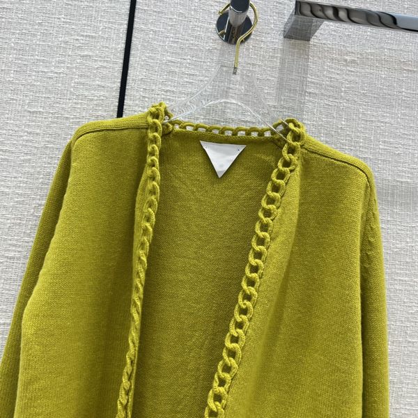 early spring european women's sweaters fashion brand new kiwi fruit green wool knitted cardigan, White;black
early spring european women's sweaters fashion brand new kiwi fruit green wool knitted cardigan, White;black