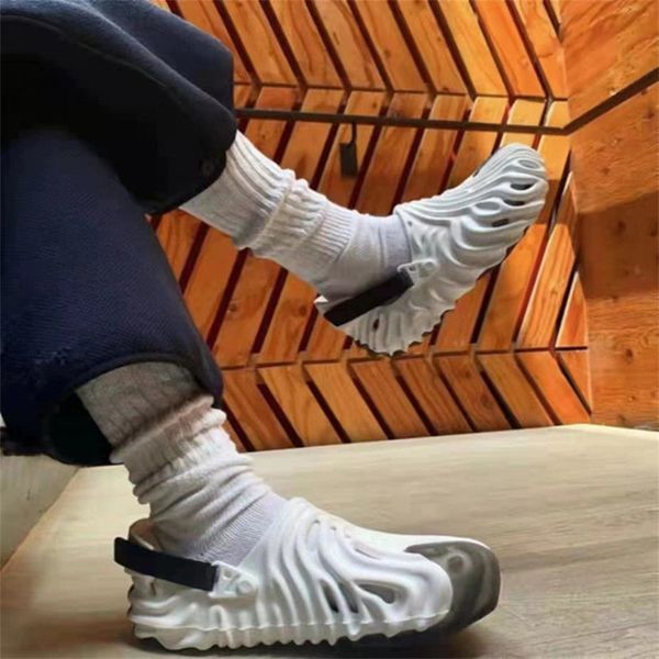 2023 women sandals croc shoes summer slides for brand design sandalias mujer zapatos planos slippers size 35-46, Black
2023 women sandals croc shoes summer slides for brand design sandalias mujer zapatos planos slippers size 35-46, Black
