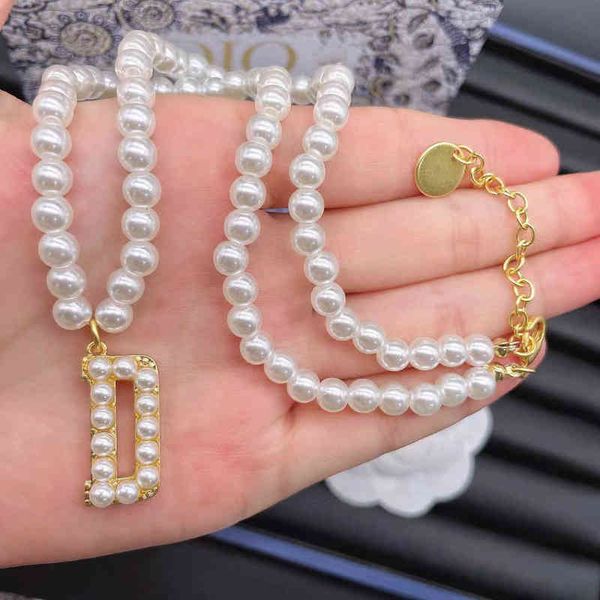 outlet new letter pearl necklace women's high light luxury style versatile personalized hand jewelry l3e3, Golden;silver
outlet new letter pearl necklace women's high light luxury style versatile personalized hand jewelry l3e3, Golden;silver