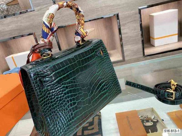 heme designer handbags ke11ys womens bag fashion classic premium brand totes aima crocodile pattern metal tt
heme designer handbags ke11ys womens bag fashion classic premium brand totes aima crocodile pattern metal tt