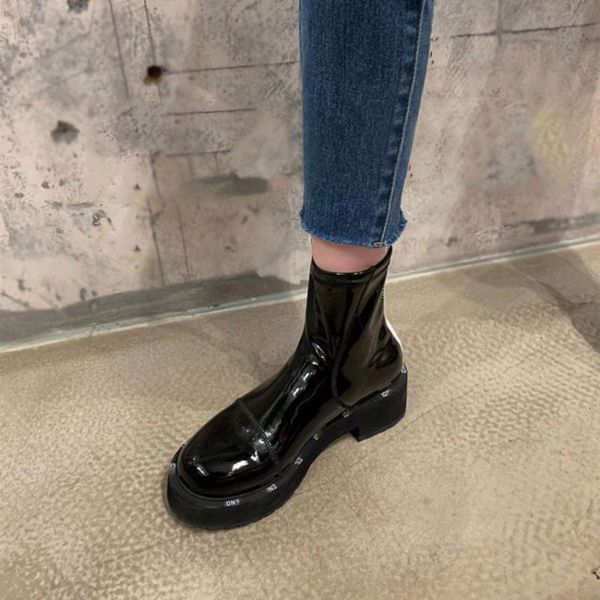 boots thick soled boots autumn and winter fashionable patent leather thick heel short with high letters versatile thin, Black
boots thick soled boots autumn and winter fashionable patent leather thick heel short with high letters versatile thin, Black