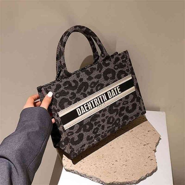 70% factory online sale leopard print lattice small square colors handbag various specifications satchel
70% factory online sale leopard print lattice small square colors handbag various specifications satchel