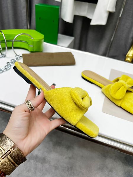 with box men women fashion slippers luxury slides summer flat slipper trendy leather rubber sandal mens beach slide us 5-11.5 0321, Black
with box men women fashion slippers luxury slides summer flat slipper trendy leather rubber sandal mens beach slide us 5-11.5 0321, Black