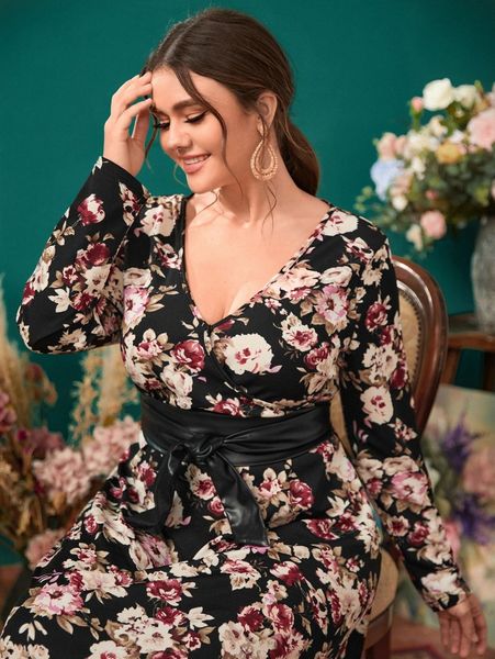 plus surplice neck floral print dress with pu belt l10m#, Black 
plus surplice neck floral print dress with pu belt l10m#, Black