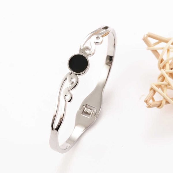 versatile steel color black shell titanium bracelet korean version non fading female ins
versatile steel color black shell titanium bracelet korean version non fading female ins
