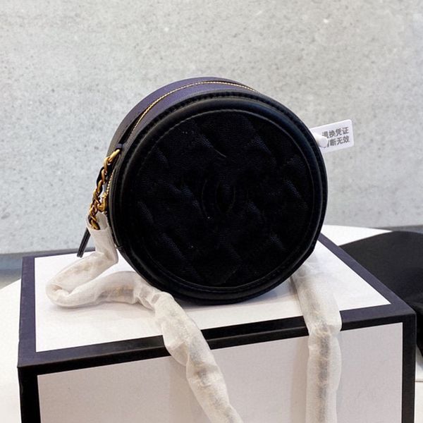 21ss classic women circle round vanity bags quilted caviar leather calfskin matelasse chain crossbody bag lady cosmetic luxury designer shou
21ss classic women circle round vanity bags quilted caviar leather calfskin matelasse chain crossbody bag lady cosmetic luxury designer shou