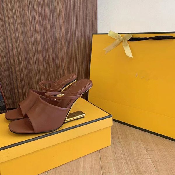 2022 fashion sandals slippers famous designers women womens designer heels oran sandal sandals womans sanda heel 8cm genuine leather rubber, Black
2022 fashion sandals slippers famous designers women womens designer heels oran sandal sandals womans sanda heel 8cm genuine leather rubber, Black