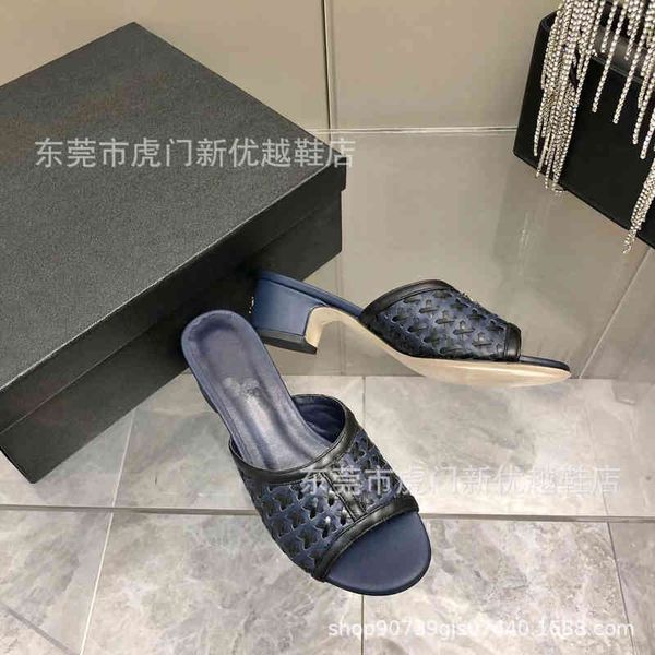 sandals high end quality small fragrance leather woven thick high-heeled flip flops women's versatile fashion open toe sandals, Black
sandals high end quality small fragrance leather woven thick high-heeled flip flops women's versatile fashion open toe sandals, Black