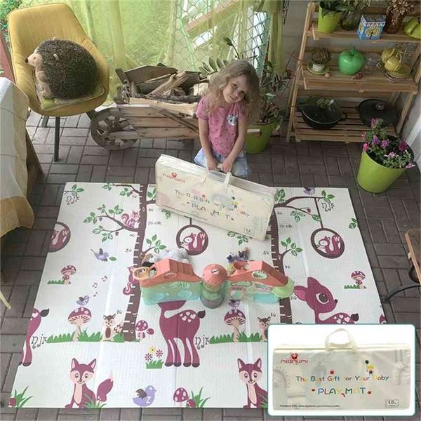 folding thermal crawl mats playmat developing for children child rug kids game carpet play portable baby mat 210402
folding thermal crawl mats playmat developing for children child rug kids game carpet play portable baby mat 210402