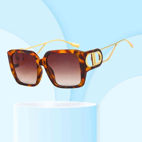 new small d home light luxury popular on factory outlet fashion men's women's sunglasses2022 trendy latest sunglasses, White;black
new small d home light luxury popular on factory outlet fashion men's women's sunglasses2022 trendy latest sunglasses, White;black