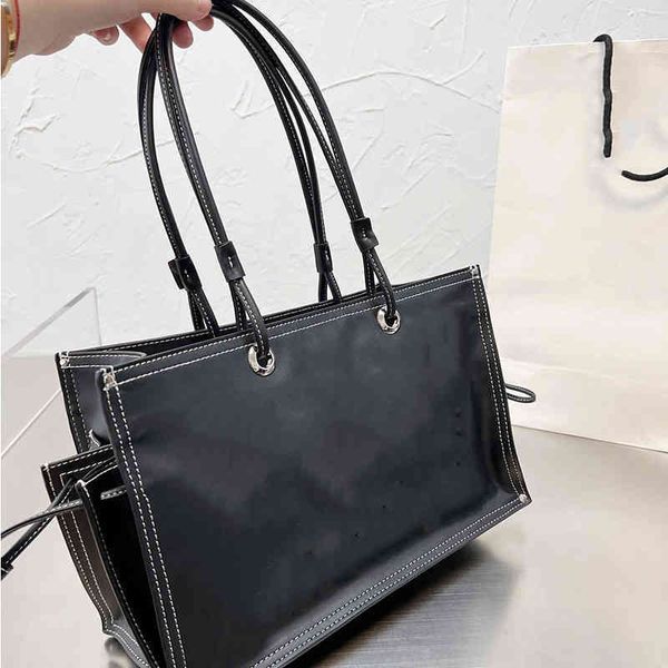 women luxurys designers letter embroidery tote bags high capacity handbag shoulder leather designer brand crossbody female shopping packs 22
women luxurys designers letter embroidery tote bags high capacity handbag shoulder leather designer brand crossbody female shopping packs 22