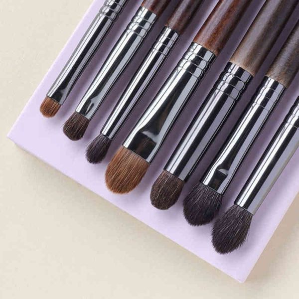 ovw 7 stuks make-up kit volledige professionele toelopende smudge borstel natuurlijke haar geit nabor dlya makiyazha oogschaduw kwasten eye
ovw 7 stuks make-up kit volledige professionele toelopende smudge borstel natuurlijke haar geit nabor dlya makiyazha oogschaduw kwasten eye