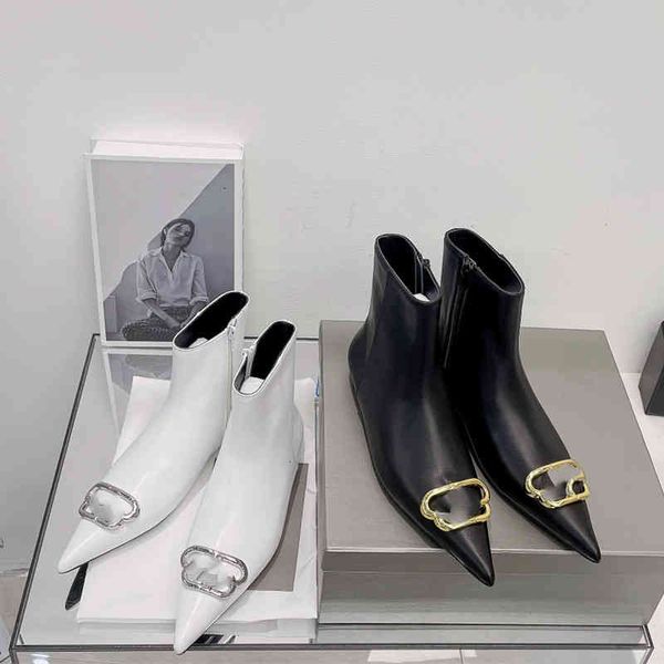 boots high end pointed flat bottom short boots women's fashion shoes autumn and winter versatile metal buckle temperament heel, Black
boots high end pointed flat bottom short boots women's fashion shoes autumn and winter versatile metal buckle temperament heel, Black