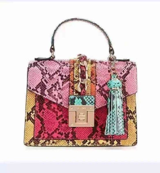 new solid color leather texture chain armpit bag single shoulder women's bag2022 luxury brand fashion design versatile ladies bags
new solid color leather texture chain armpit bag single shoulder women's bag2022 luxury brand fashion design versatile ladies bags