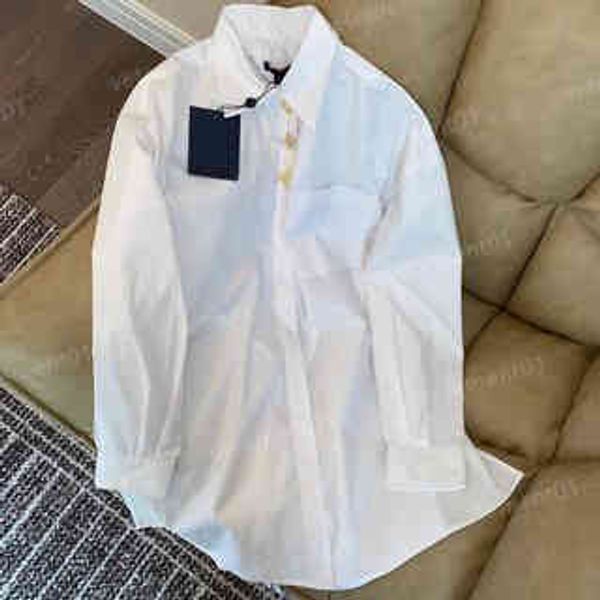 womens blouses shirts 2022ss logo presbyopic metal buttons lazy loose shirts fashion casual luxury blouses designer for women, White
womens blouses shirts 2022ss logo presbyopic metal buttons lazy loose shirts fashion casual luxury blouses designer for women, White
