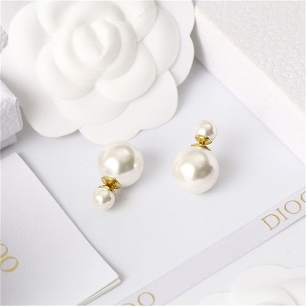 2022 20% off designer jewelry d pearl female di family classic versatile simple fashion net red high version earrings, Golden
2022 20% off designer jewelry d pearl female di family classic versatile simple fashion net red high version earrings, Golden
