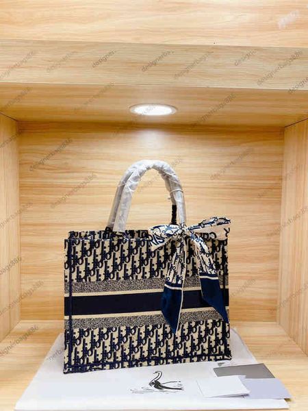 handbag designer bag book totes embroidered bags classic blue luxury fashion brand canvas shopping bag
handbag designer bag book totes embroidered bags classic blue luxury fashion brand canvas shopping bag