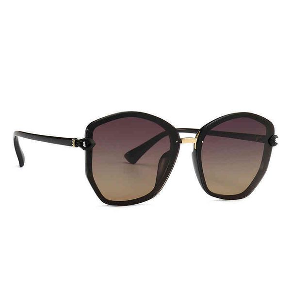 sunglass driving net red glass big frame glass fashion classic tr sunglass female 9919, White;black
sunglass driving net red glass big frame glass fashion classic tr sunglass female 9919, White;black