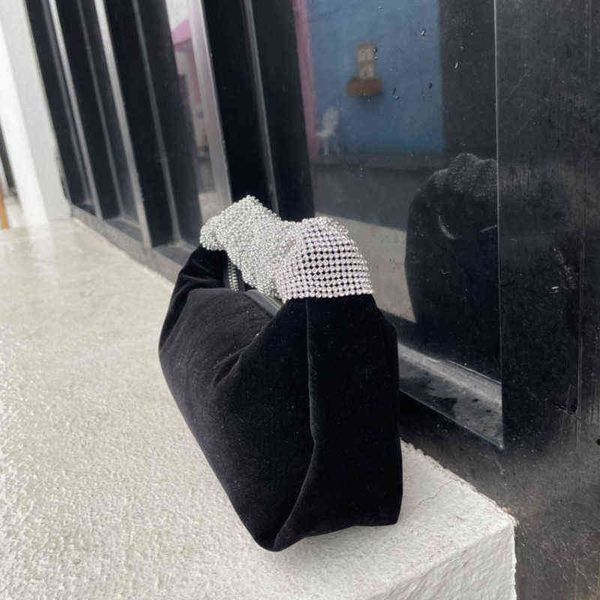 evening bags handbags ladies vintage black velvet for women fashion branded rhinestone shoulder hand bag lady 220414
evening bags handbags ladies vintage black velvet for women fashion branded rhinestone shoulder hand bag lady 220414