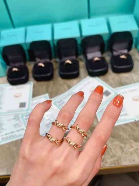 new knotting ring female t family sterling silver plated 18k gold twisted rope girl gu ailing same style straight category
new knotting ring female t family sterling silver plated 18k gold twisted rope girl gu ailing same style straight category