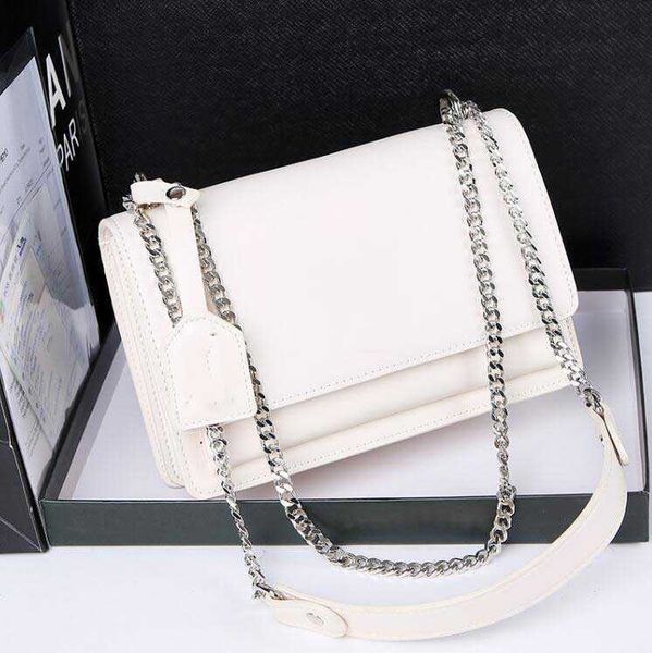 luxury designer zolan sunset bag classic new color women's shoulder bag chain handbag, fashion high-end cross bag with box 3sow
luxury designer zolan sunset bag classic new color women's shoulder bag chain handbag, fashion high-end cross bag with box 3sow