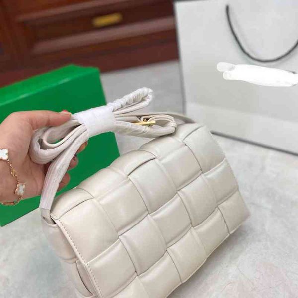 versatile leather woven design pillow messenger high sense small square purses ladies discount luxury handbags designer clutch bag
versatile leather woven design pillow messenger high sense small square purses ladies discount luxury handbags designer clutch bag