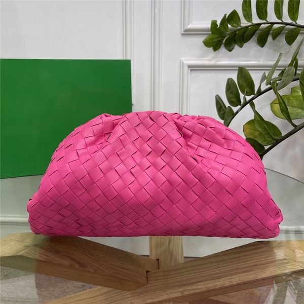 designer luxury peach intrecciato woven calfskin leather the pouch clutch pink 98062 shoulder bag 7a quality size: 39*9*19cm
designer luxury peach intrecciato woven calfskin leather the pouch clutch pink 98062 shoulder bag 7a quality size: 39*9*19cm