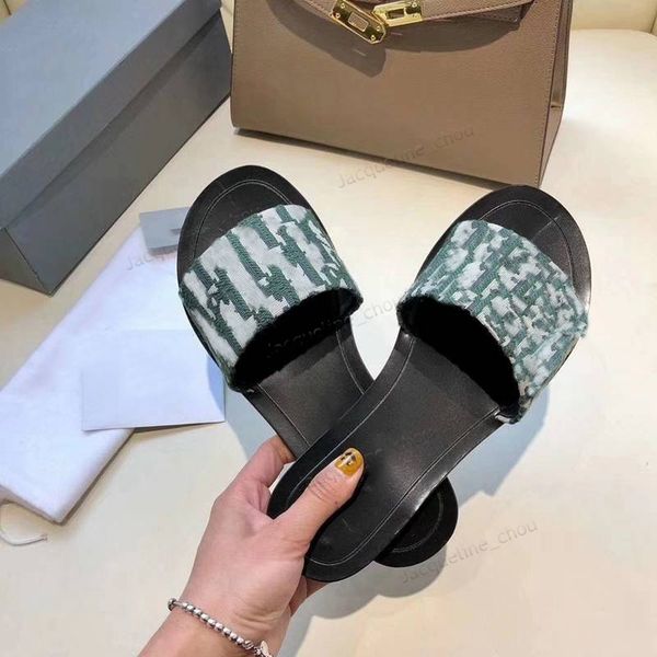 lady flat heels slippers fashion letter embroidered designer slides summer leather slipper sliders shoes with box, Black
lady flat heels slippers fashion letter embroidered designer slides summer leather slipper sliders shoes with box, Black