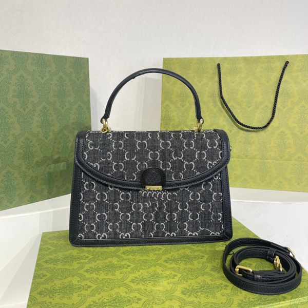 2022 r women's bags classic retro joint series diagonal cross shoulder luxury handbag
2022 r women's bags classic retro joint series diagonal cross shoulder luxury handbag