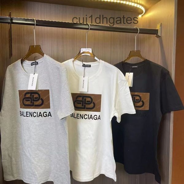 2022 designer bal t shirt 2022 new paris lock print cotton round neck short sleeve t-shirt men's and women's same versatile trendy, White;black
2022 designer bal t shirt 2022 new paris lock print cotton round neck short sleeve t-shirt men's and women's same versatile trendy, White;black