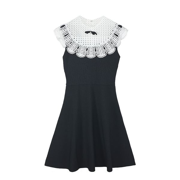 721 2022 milan runway autumn summer brand same style sweater sleeveless crew neck black white pullover womens yuecheng, White;black
721 2022 milan runway autumn summer brand same style sweater sleeveless crew neck black white pullover womens yuecheng, White;black