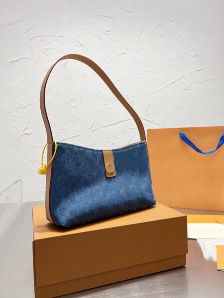 designers shoulder bag luxurious tote purse handbag message bags cluth brand classic genuine leather crossbody 24cm old flower cowboy
designers shoulder bag luxurious tote purse handbag message bags cluth brand classic genuine leather crossbody 24cm old flower cowboy