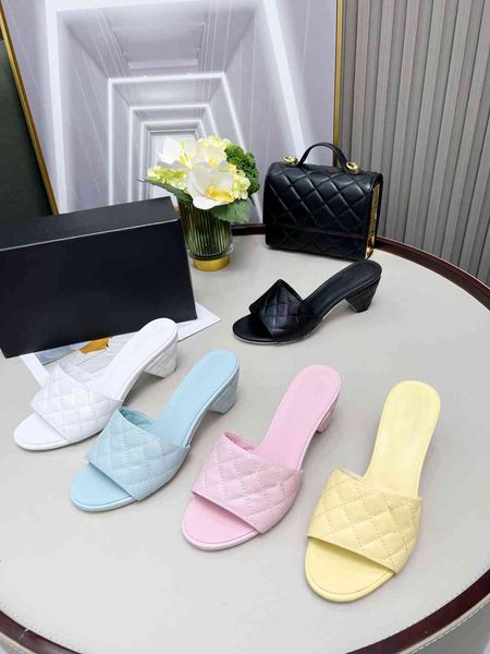 2022 elling famous brand ladies summer genuine leather sandals designer fashion classic luxury suture plaid 6cm chunky heel casual shoes, Black
2022 elling famous brand ladies summer genuine leather sandals designer fashion classic luxury suture plaid 6cm chunky heel casual shoes, Black