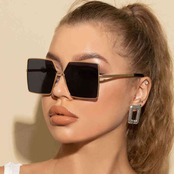 gg designer cycle luxurious fashion cc sunglasses womans mens new fashion large frame european american fashion square metal street shooting, White;black
gg designer cycle luxurious fashion cc sunglasses womans mens new fashion large frame european american fashion square metal street shooting, White;black