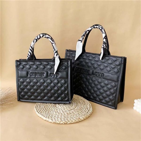 shoulder bags for women canvas handbag brand women square large totes bag quilted design scarf clutches260s
shoulder bags for women canvas handbag brand women square large totes bag quilted design scarf clutches260s