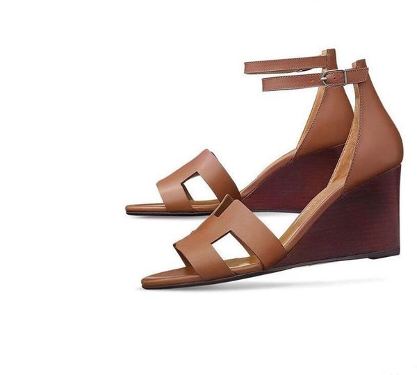 fashion designer shoes women santorini sandals calfskin leather high heel classic legend sandal casual flat wedge heel shoe with box, Black
fashion designer shoes women santorini sandals calfskin leather high heel classic legend sandal casual flat wedge heel shoe with box, Black