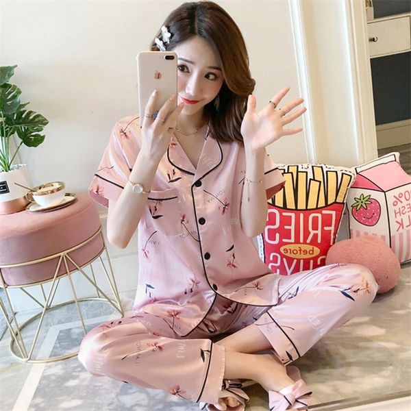 women pajamas set summer short sleeve homewear silk satin sleepwear elastic pants suit full woman pajama 3xl 4xl 5xl 220329, Black;red
women pajamas set summer short sleeve homewear silk satin sleepwear elastic pants suit full woman pajama 3xl 4xl 5xl 220329, Black;red