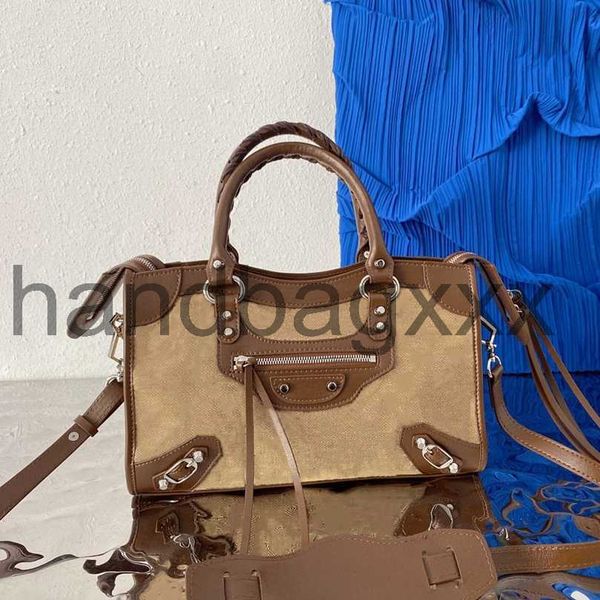 9a designer bags handbag liusluxury designer handbag crossbody travel bags for men and women 3 color letter print pattern large capacity bri
9a designer bags handbag liusluxury designer handbag crossbody travel bags for men and women 3 color letter print pattern large capacity bri
