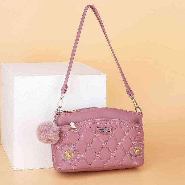 2022 new fashion all-match ladies mini handbag summer bag women's msenger embroidery c shoulder small
2022 new fashion all-match ladies mini handbag summer bag women's msenger embroidery c shoulder small